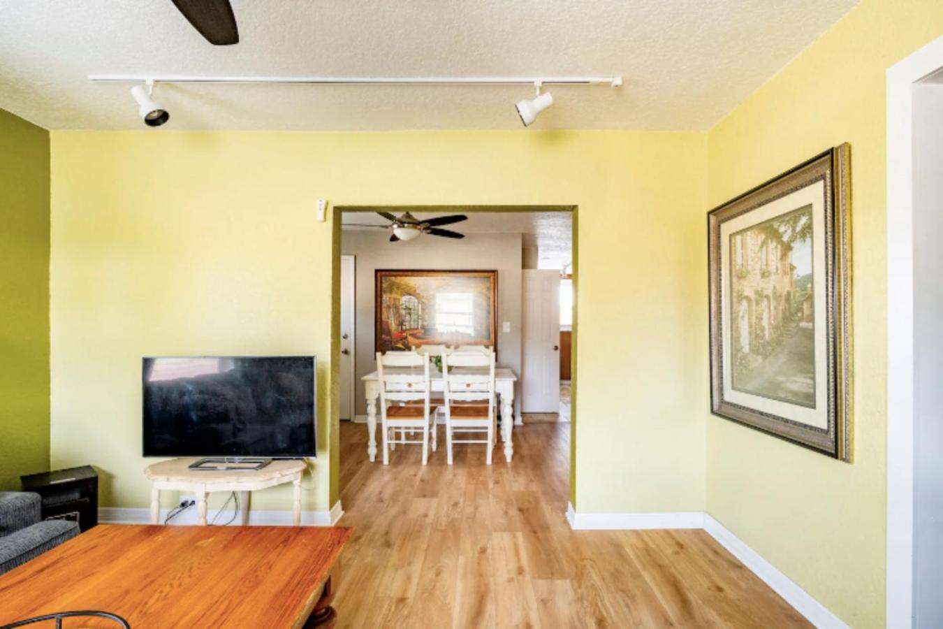 3-Bed Bungalow Walk To Historic Downtown סנפורד מראה חיצוני תמונה